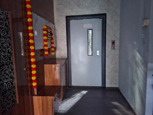 Room in 2 BHK Apartment at Vashi Sector 14 – for Sale