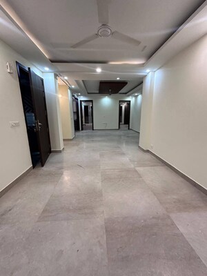 Room in 3 BHK Apartment at Emaar The Palm Drive-The Premier Terraces, Sector 66 – for Sale