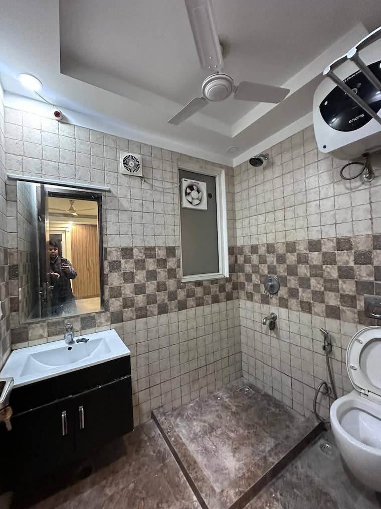 Master Bedroom, emaar-the-palm-drive-the-premier-terraces 3 Bedroom 2125 Sq.Ft. Apartment In Sector 66 Gurgaon 8889836