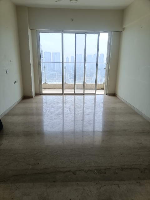 2.5 BHK Apartment For Rent in LnT Crescent Bay T4