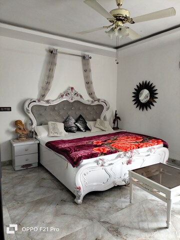 Bedroom in 1 BHK Apartment at Panchsheel Vihar – for Rent