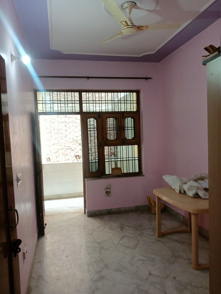 Living Room, sector 30 2 Bedroom 100 Sq.Ft. Penthouse In Sector 30 Faridabad 8889865
