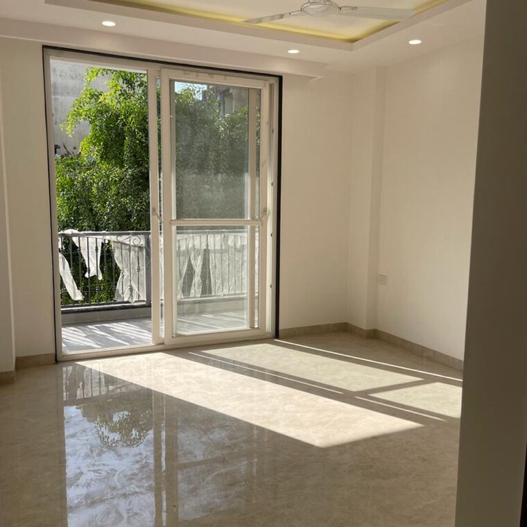 Room, rajpur 2 Bedroom 860 Sq.Ft. Apartment In Rajpur Delhi 8889946