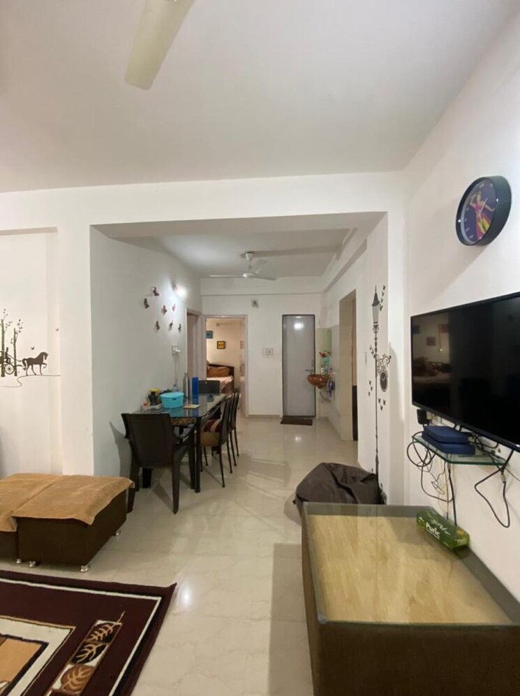 Living Room, satellite 2 Bedroom 1250 Sq.Ft. Apartment In Satellite Ahmedabad 8889948