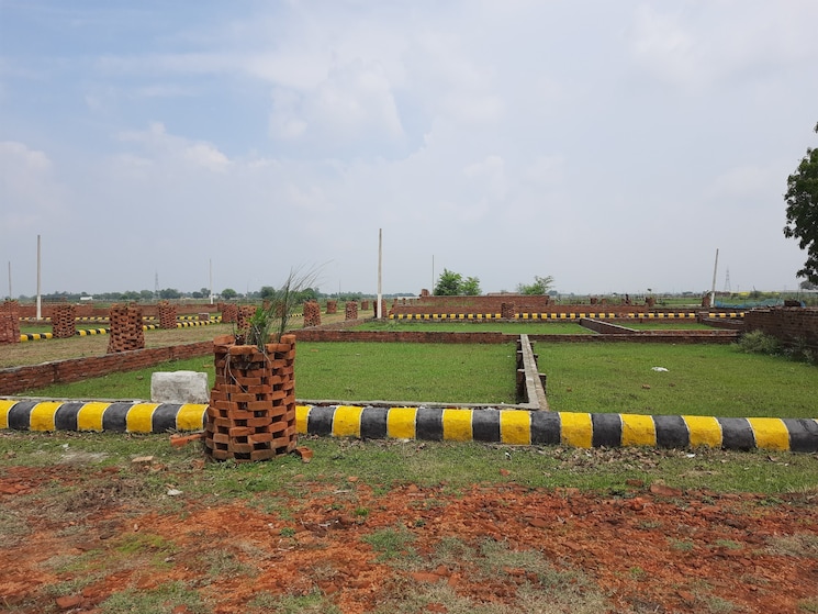 Exterior View, sector 122  200 Sq.Mt. Plot In Sector 122 Noida 8889938