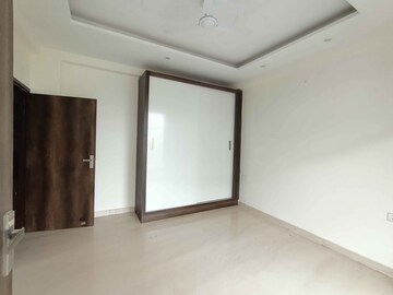 2 BHK Builder Floor For Rent in Sector 9
