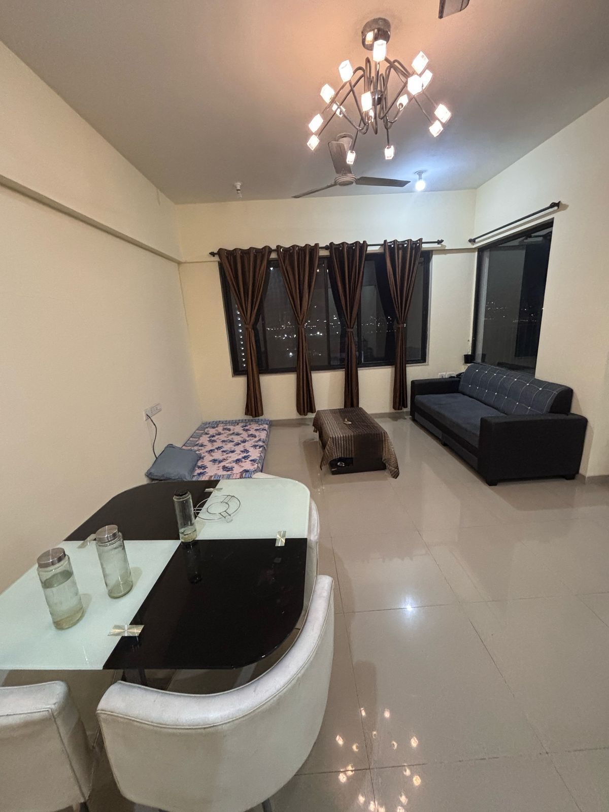 2 BHK + Pooja Room 850 Sq.Ft. Apartment in Ashok Meadows