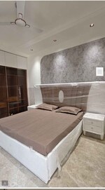 4 BHK + Pooja Room 342 Sq.Yd. Builder Floor in Sector 9