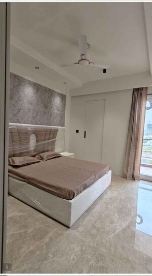 Bedroom in 4 BHK Builder Floor at Sector 9 – for Sale
