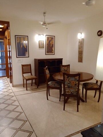 Living Room in 3 BHK Builder Floor at South Extension ii – for Rent
