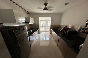 Team Area in 2 BHK Apartment at Runwal Forests, Kanjurmarg West – for Rent