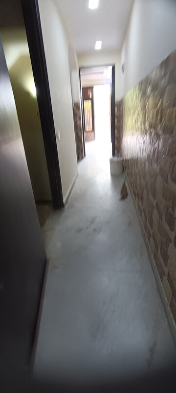 Building Lobby in 2.5 BHK Builder Floor at Ashok Nagar – for Rent
