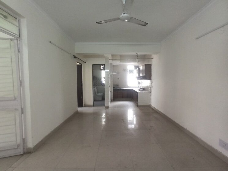 Room, rwa-neelkanth-apartment-ii 2.5 Bedroom 700 Sq.Ft. Builder Floor In Burari Delhi 8890078