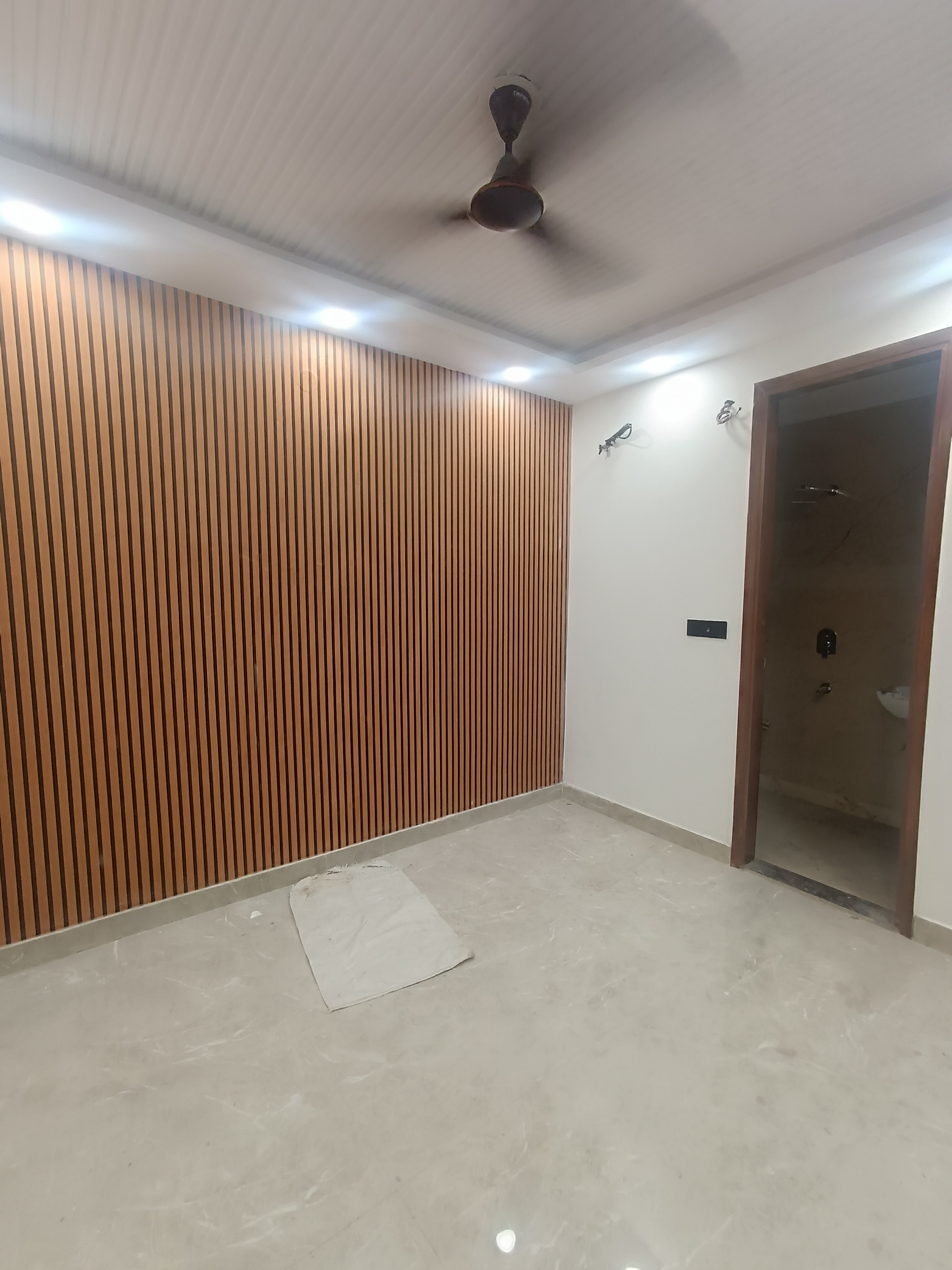 1 BHK Builder Floor For Rent in Govindpuri