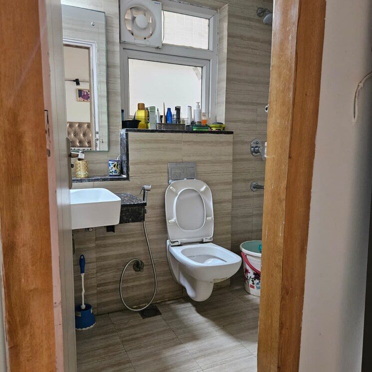 Bathroom, bptp-astaire-gardens 3 Bedroom 1405 Sq.Ft. Apartment In Sector 70a Gurgaon 8890113