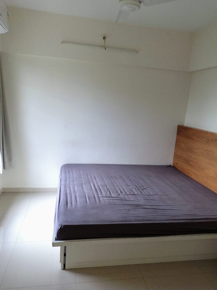 Master Bedroom, collectors colony 1.5 Bedroom 820 Sq.Ft. Apartment In Collectors Colony Mumbai 8890105