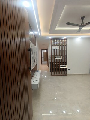 Room in 3 BHK Builder Floor at Govindpuri – for Sale