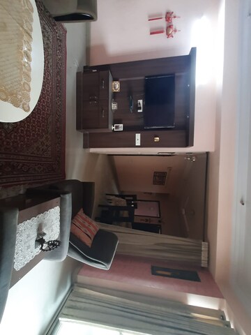 Furnished Amenities in 4 BHK Apartment at Ramprastha Greens, Vaishali Sector 7 – for Rent