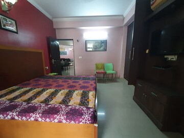 Bedroom in 4 BHK Apartment at Ramprastha Greens, Vaishali Sector 7 – for Rent