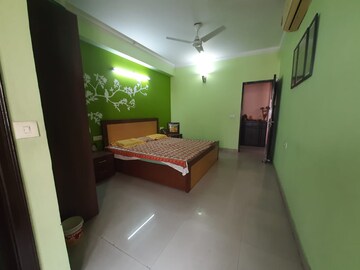 Bedroom in 4 BHK Apartment at Ramprastha Greens, Vaishali Sector 7 – for Rent
