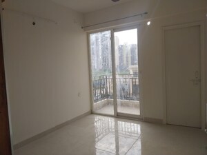 Room in 1 BHK Apartment at Signature Global Golf Greens, Sector 79 – for Sale