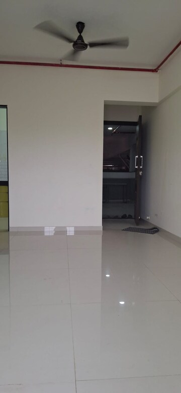 Room in 2 BHK Apartment at Elegant Yashraj Heights, Ghansoli – for Rent
