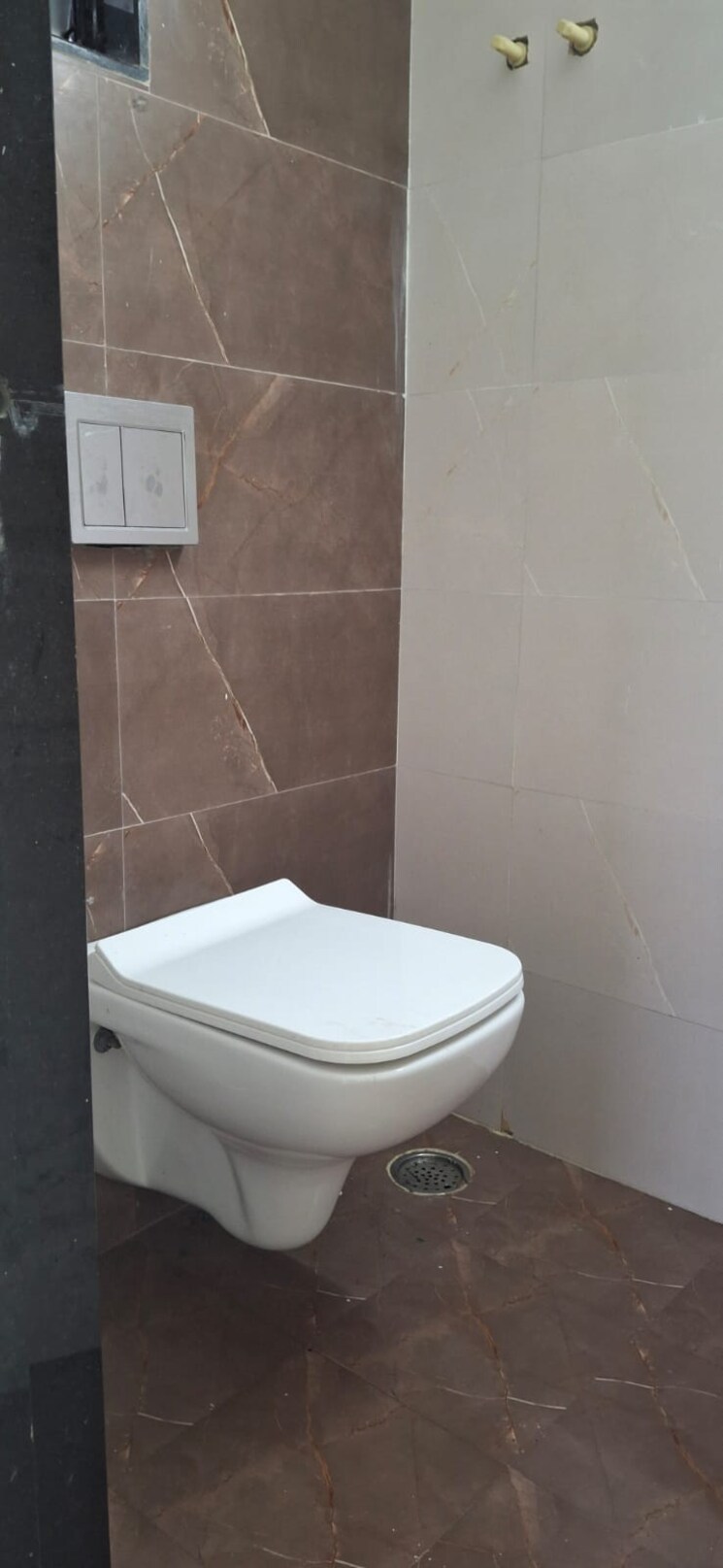 Bathroom, elegant-yashraj-heights 2 Bedroom 1250 Sq.Ft. Apartment In Ghansoli Navi Mumbai 8890206