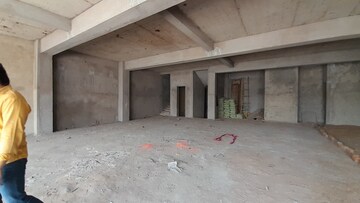 Parking in  Showroom at New Rajendra Nagar – for Rent