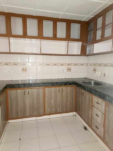 Kitchen in 2 BHK Independent House at Sector 31 – for Rent