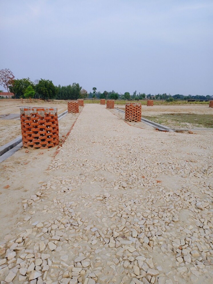 undefined, bakshi ka talab  1000 Sq.Ft. Plot In Bakshi Ka Talab Lucknow 8890261