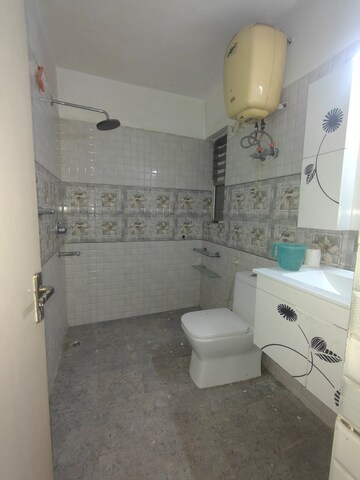 Bathroom in 3 BHK Apartment at Unitech Sunbreeze Towers, Vaishali Sector 5 – for Rent