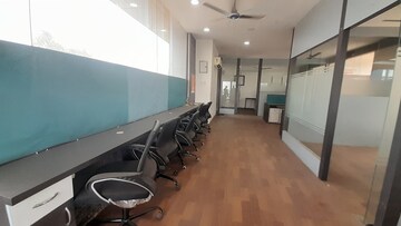 Parking in  Office Space at Telibandha – for Rent