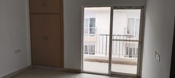 Room in 4 BHK Apartment at Uninav Bliss, Raj Nagar Extension – for Rent