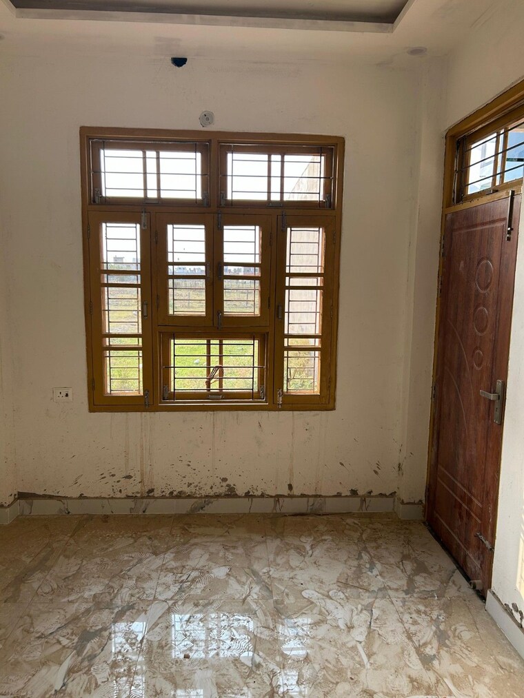 Room, jankipuram extension 2 Bedroom 700 Sq.Ft. Independent House In Jankipuram Extension Lucknow 8890305