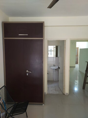 Room in 2 BHK Apartment at Pyramid Heights, Sector 85 – for Rent