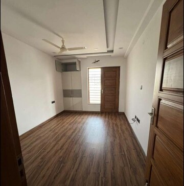 Kitchen in 3 BHK Builder Floor at BP Homes, Sector 85 – for Rent