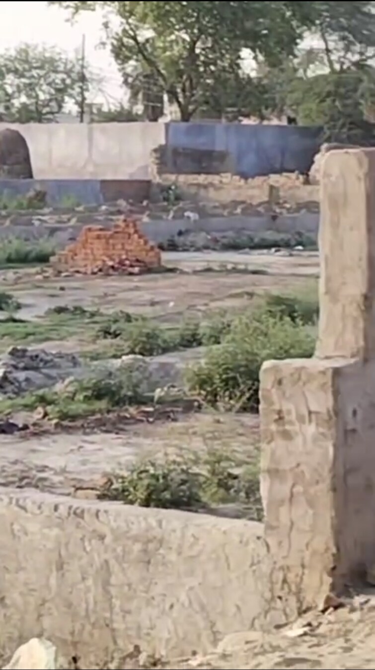 undefined, sector 162  100 Sq.Yd. Plot In Sector 162 Noida 8890456