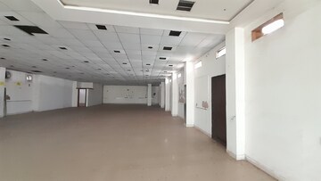 Floor Plan in  Showroom at Bhatagaon – for Rent