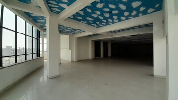 Parking in  Showroom at Bhatagaon – for Rent