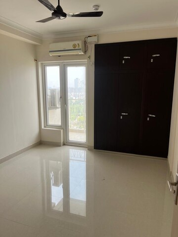 Room in 2 BHK Apartment at Shree Vardhman Victoria, Sector 70 – for Sale