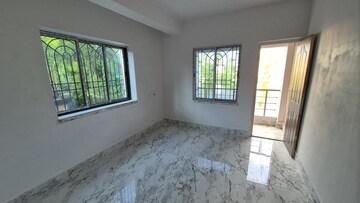 Room in 2 BHK Apartment at Naihati – for Sale