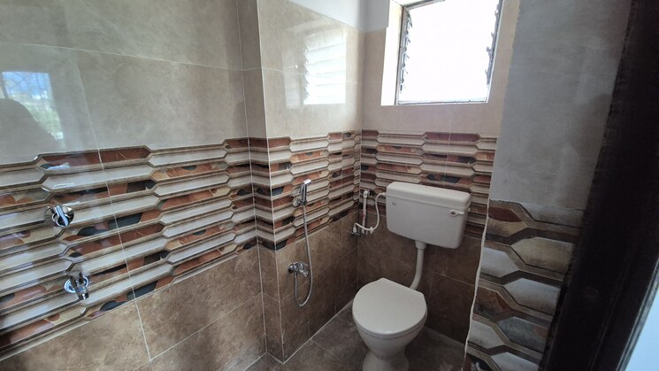 Attached Bathroom, naihati 2 Bedroom 635 Sq.Ft. Apartment In Naihati Kolkata 8890488