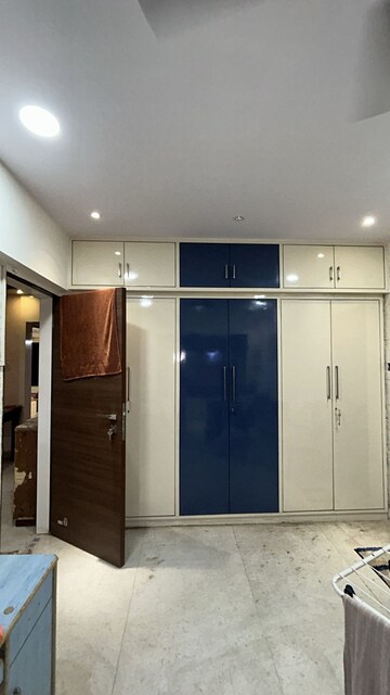 Building Lobby in 1 BHK Apartment at Atlanta Manor, Malad East – for Rent