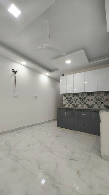 Living Room in 2 BHK Builder Floor at Govindpuri – for Rent