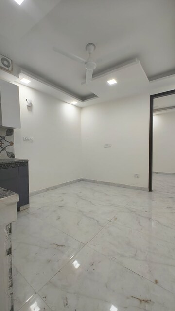 2 BHK Builder Floor For Rent in Govindpuri