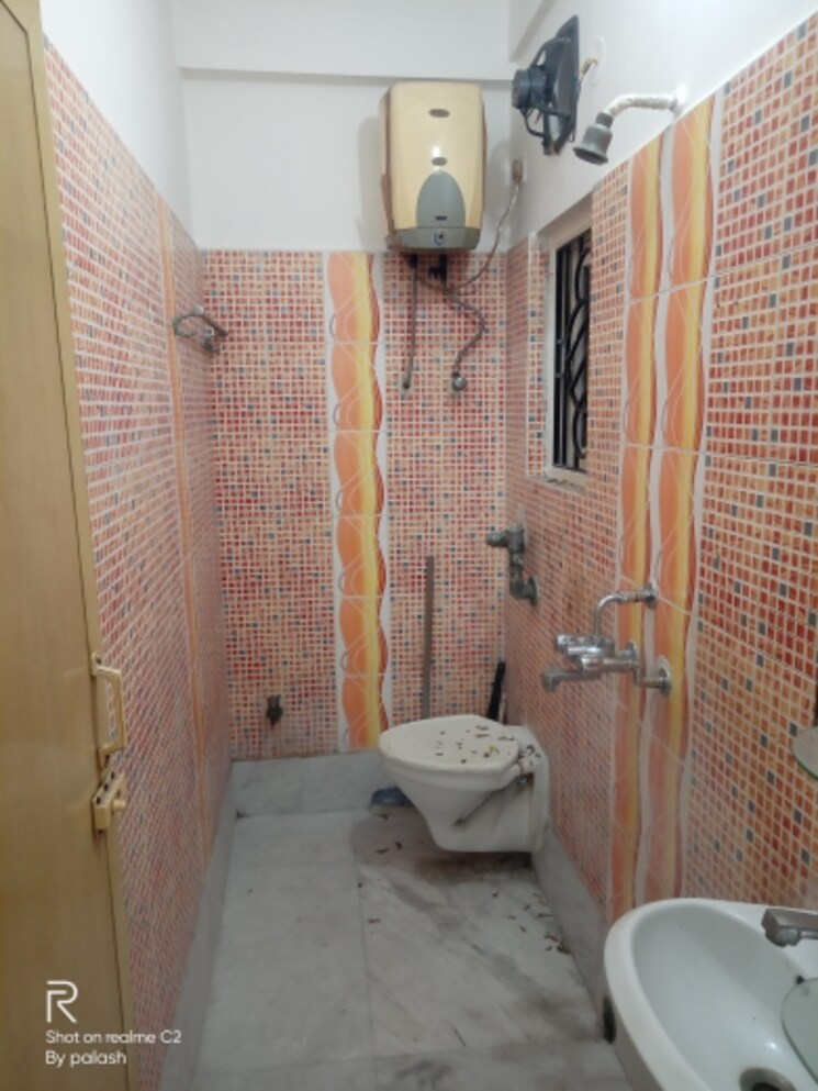 Bathroom, purbachal 2 Bedroom 850 Sq.Ft. Apartment In Purbachal Kolkata 8890571