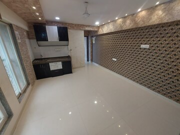 Room in 1 BHK Apartment at Bandra West – for Rent