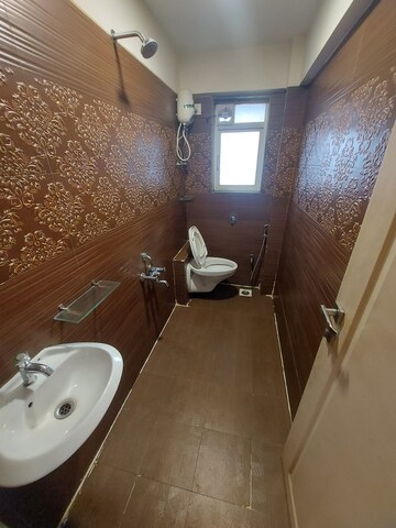 Bathroom in 1 BHK Apartment at Bandra West – for Rent