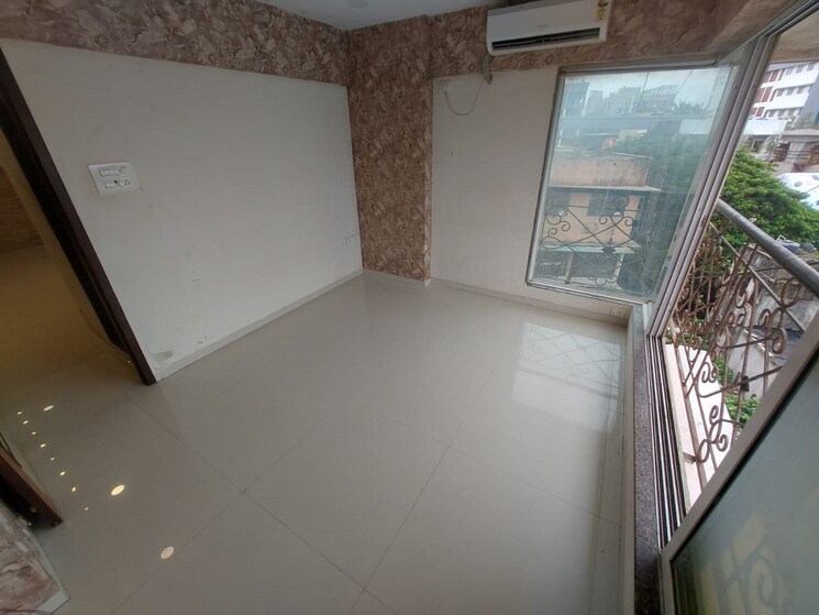 Room, bandra west 1 Bedroom 550 Sq.Ft. Apartment In Bandra West Mumbai 8890563
