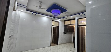 Room in 3 BHK Apartment at Omaxe Royal Residency Faridabad, Sector 79 – for Rent